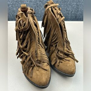 Coconuts by Matisse Booties, Size 7.5 - Fringe Heel Pointed Toe